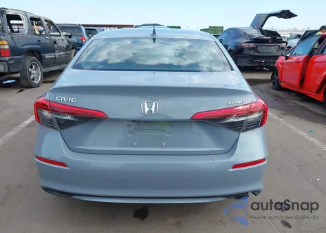 2022 Honda Civic Sport z USA, uszkodzony, nr VIN 2HGFE2F52NH571035